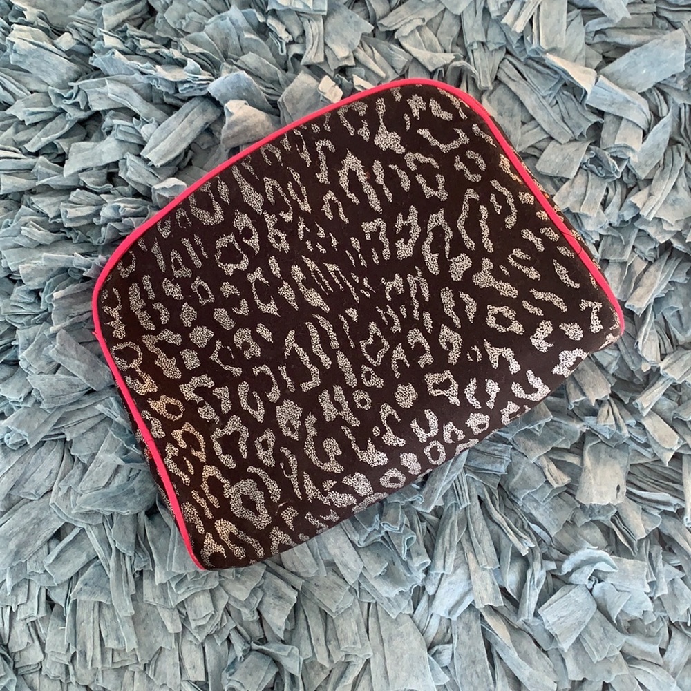 Cosmetic case - Picture 2 of 4